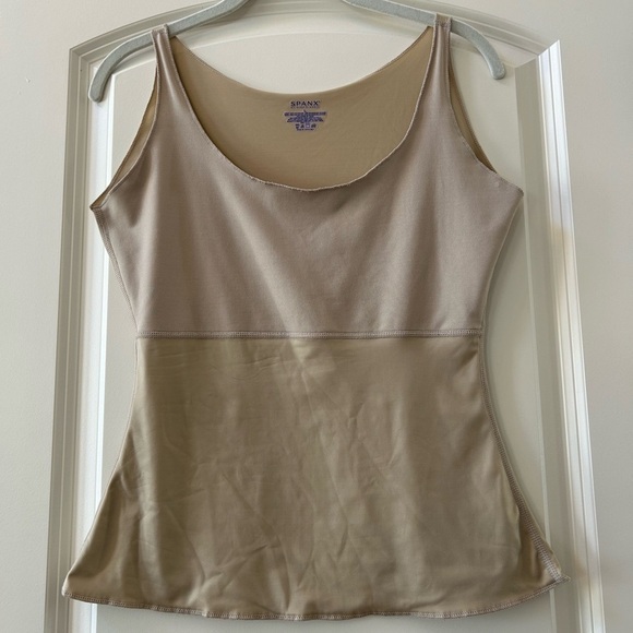 SPANX Other - SPANX size large camisole top. EUC. Tank top style.